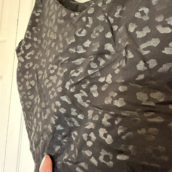 Black Shiny Leopard Workout Crop Top Padded Sports Bra - Picture 2 of 4